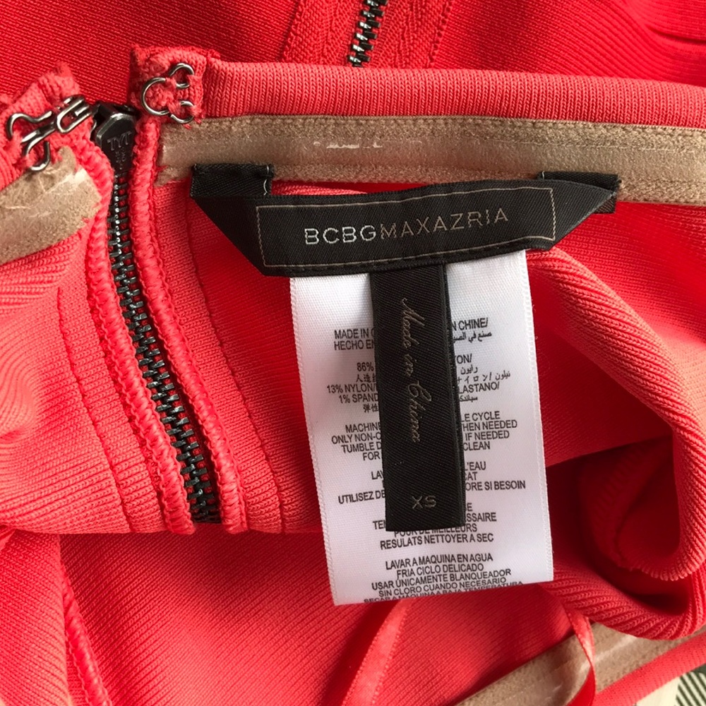 BCBGMaxAzria BANDAGE DRESS - Picture 6 of 8